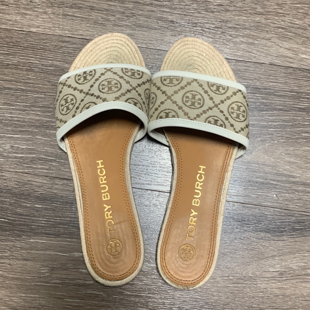 Tory Burch Beige and White Slide Sandals